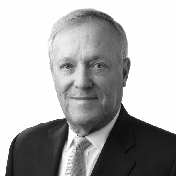 steve-davis-headshot-white-background-600